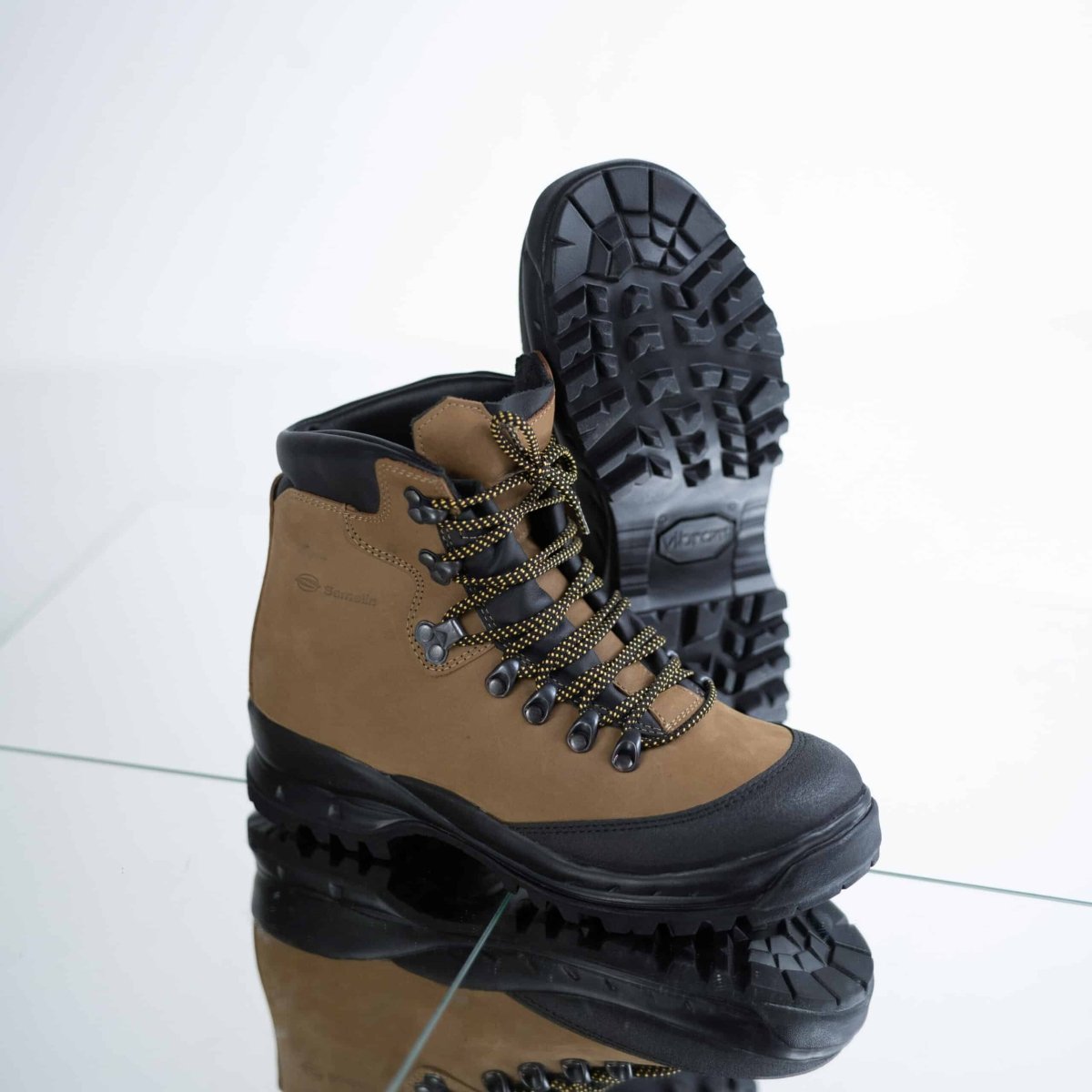 Samelin | TJÅKKO 553P Hiking Boots | Premium vandringskängor med Vibram - sula | Tundra - TJÅKKO
