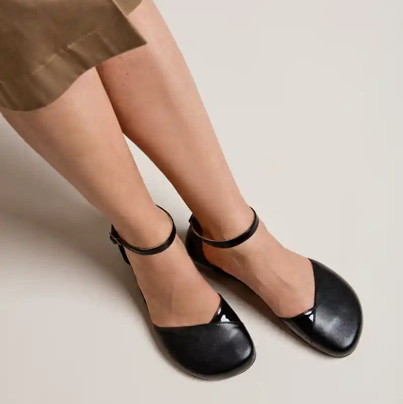 Shapen | Poppy | Sandal with interchangeable straps