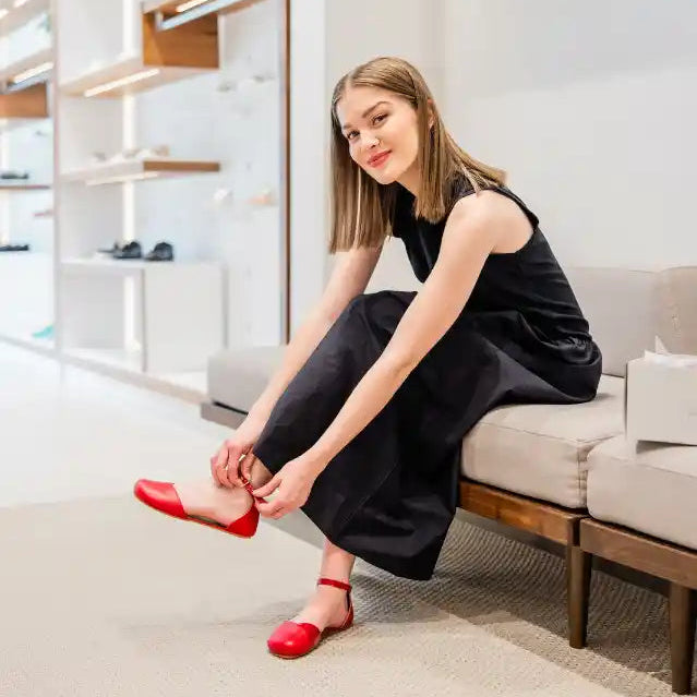 Shapen | Poppy | Sandal with interchangeable straps