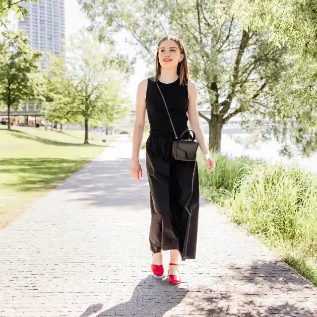 Shapen | Poppy | Sandal with interchangeable straps