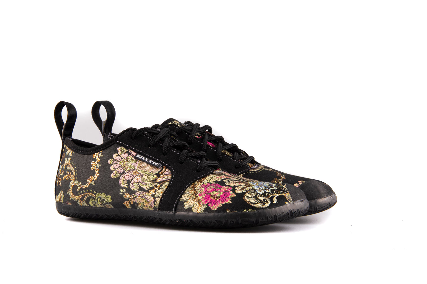 Saltic | Fura Fashion Vegan | Broderad design-sneaker med ExtasyFix®-sula Saltic TJÅKKO