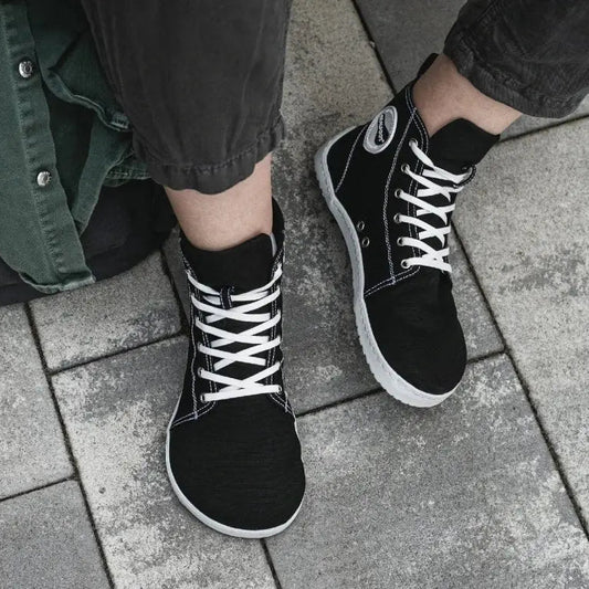 Realfoot Canva High | Svart & Vit | Klassisk basketkänga - TJÅKKO