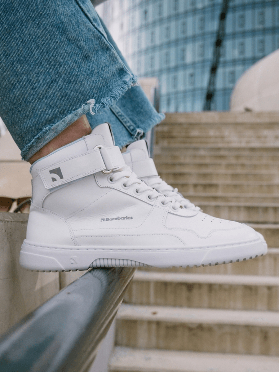 Barebarics | Zing High Top | Klassiska höga sneakers i läder Barebarics TJÅKKO